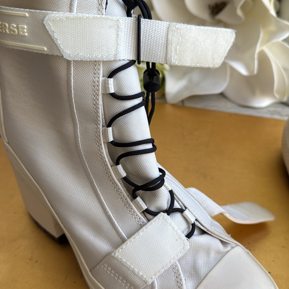 CONVERSE Chuck Taylor All Star Gr82 Heeled Boot In White - Picture 9 of 15